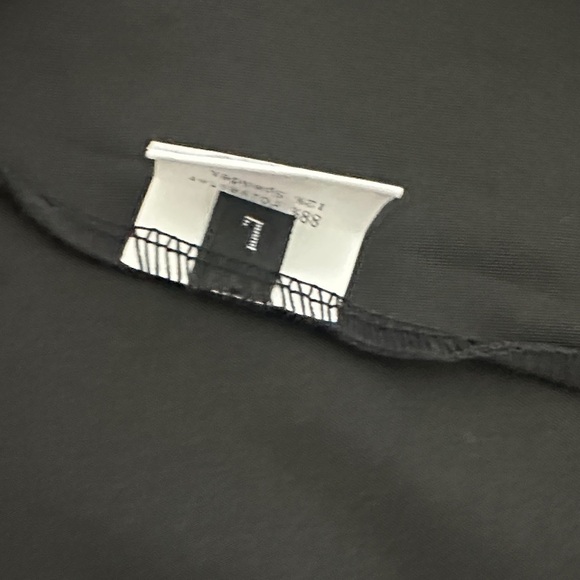 Black sport outfit - Picture 8 of 8